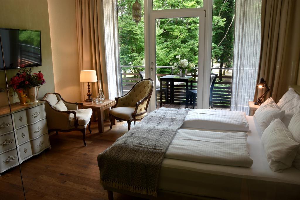 Wellnessgarten-Hotel Waging am See Esterno foto